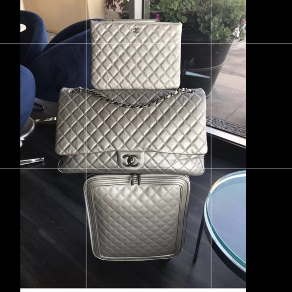 CHANEL Handbags - CHANEL TROLLEY CAVIAR LUGGAGE